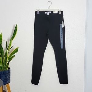 OLD NAVY - NWT SIZE SMALL - Black Stevie Skinny Stretchy Leggings